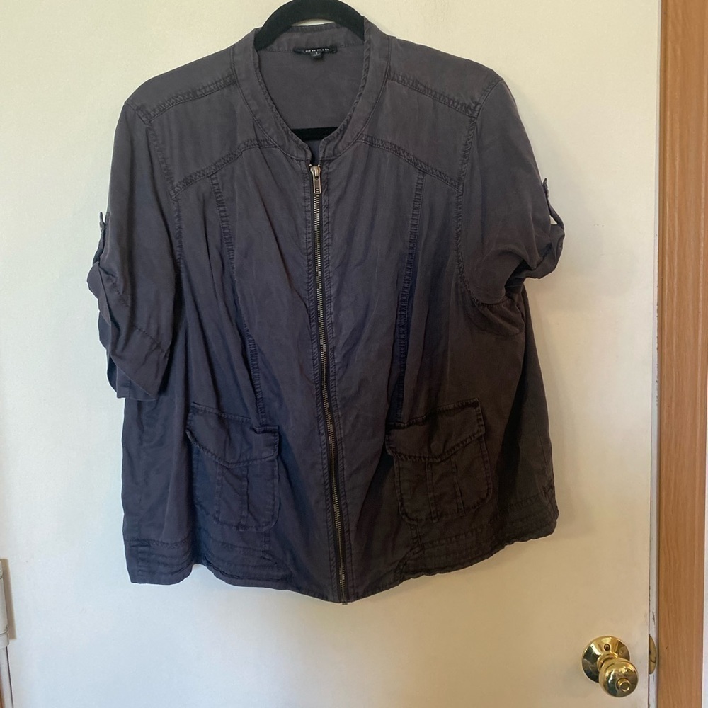 Torrid size1 100% tencel short sleeve zip up jacket